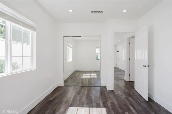 13521 Hamlin Street, Van Nuys, California 91401