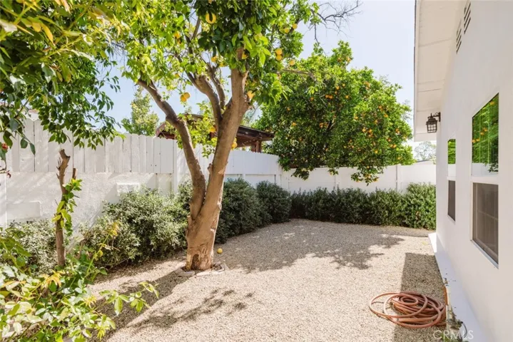13521 Hamlin Street, Van Nuys, California 91401