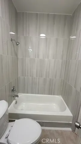 1470 B Henderson, Long Beach, California 90813