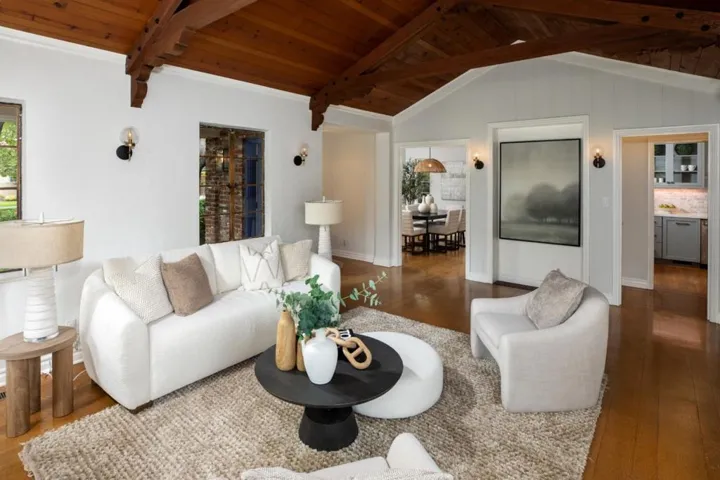 117 Hudson Street, Redwood City, California 94062
