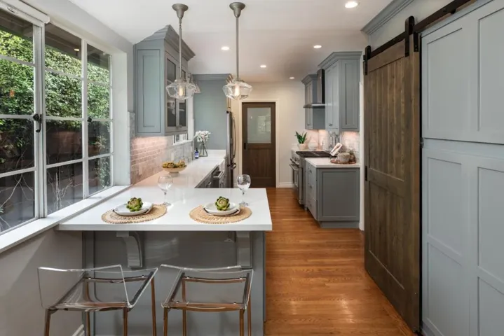 117 Hudson Street, Redwood City, California 94062