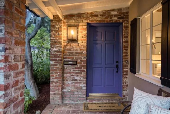 117 Hudson Street, Redwood City, California 94062