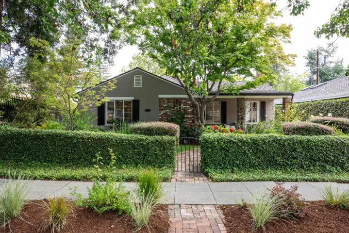 117 Hudson Street, Redwood City, California 94062