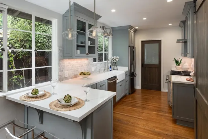 117 Hudson Street, Redwood City, California 94062