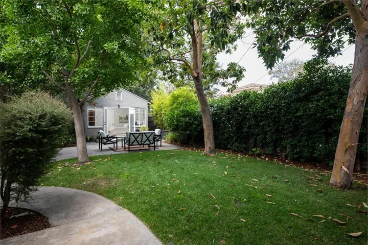 117 Hudson Street, Redwood City, California 94062