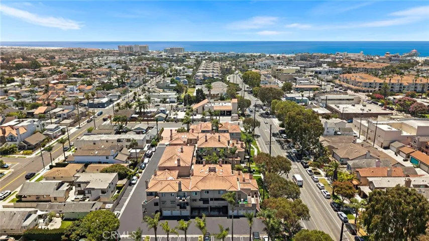 Surrounded by miles of sandy shoreline, acclaimed restaurants, boutique shopping, and vibrant entertainment, this inviting home combines an unbeatable location with everyday comfort