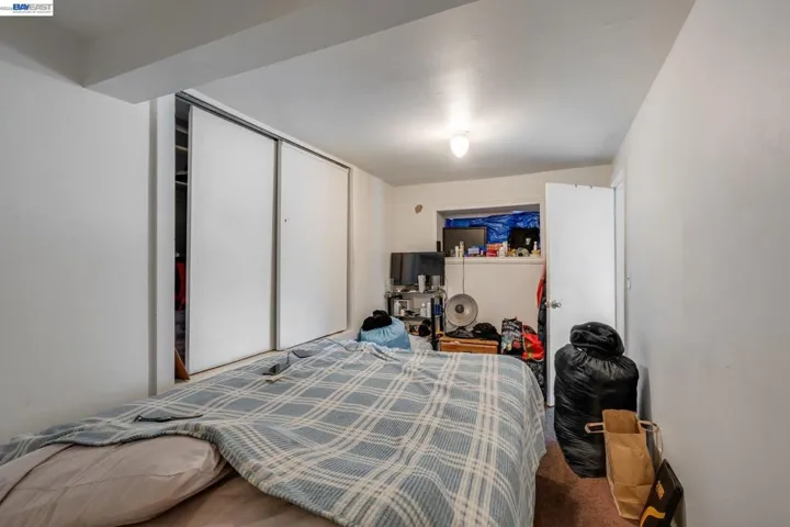 4500 San Carlos Ave, Oakland, California 94601