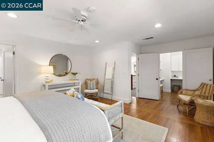 59 El Toyonal, Orinda, California 94563