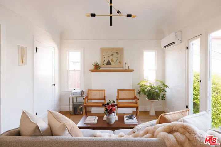 119 Rosemont Avenue, Los Angeles, California 90026