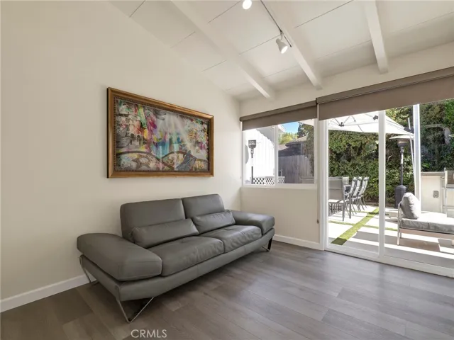 6213 Lubao, Woodland Hills, California 91367