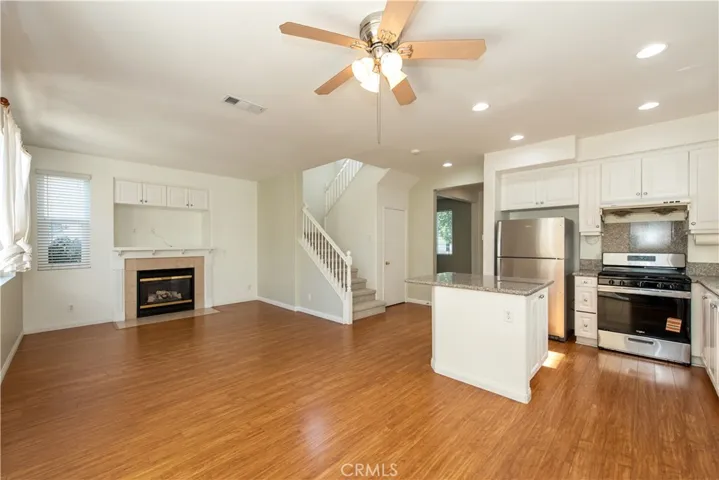 218 Kensington, Irvine, California 92606