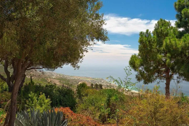 17 Amber Sky Dr, Rancho Palos Verdes, California 90275
