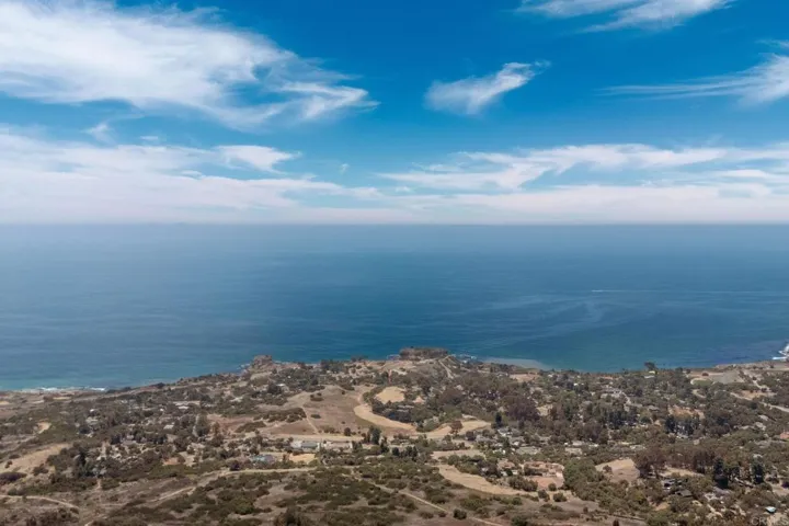 17 Amber Sky Dr, Rancho Palos Verdes, California 90275