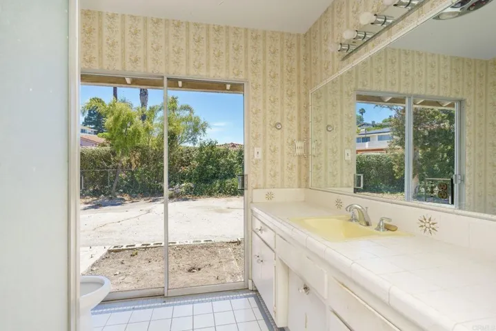 17 Amber Sky Dr, Rancho Palos Verdes, California 90275
