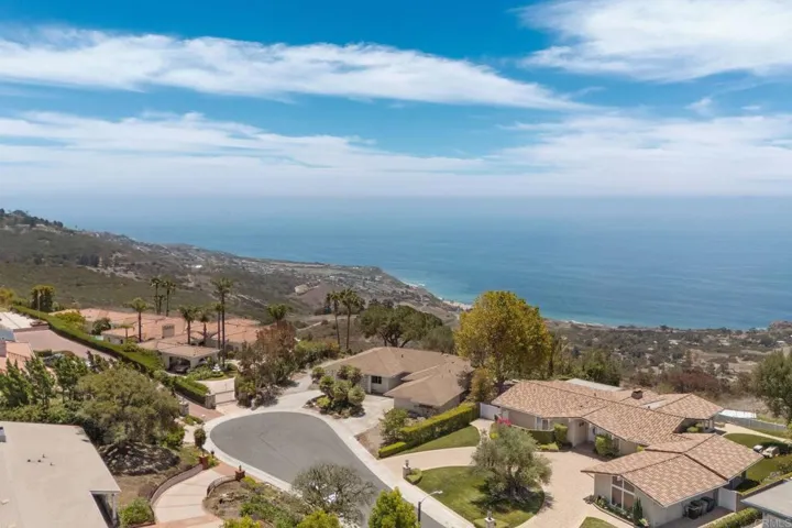 17 Amber Sky Dr, Rancho Palos Verdes, California 90275