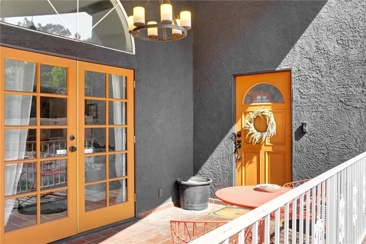 4265 Yosemite, Los Angeles, California 90065