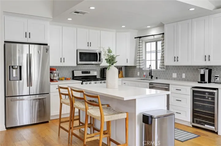 4265 Yosemite, Los Angeles, California 90065