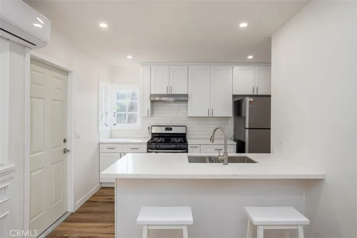 2856 Rock Glen Avenue, Los Angeles, California 90041