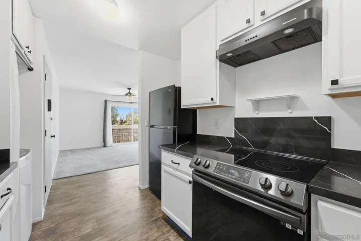 405 Requeza St H12, Encinitas, California 92024