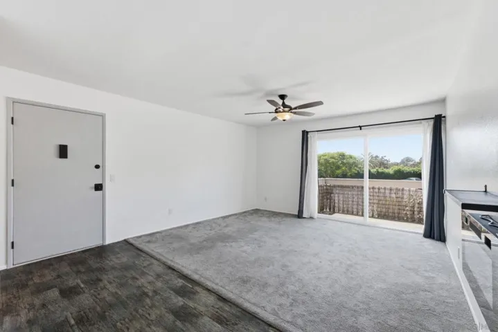 405 Requeza St H12, Encinitas, California 92024