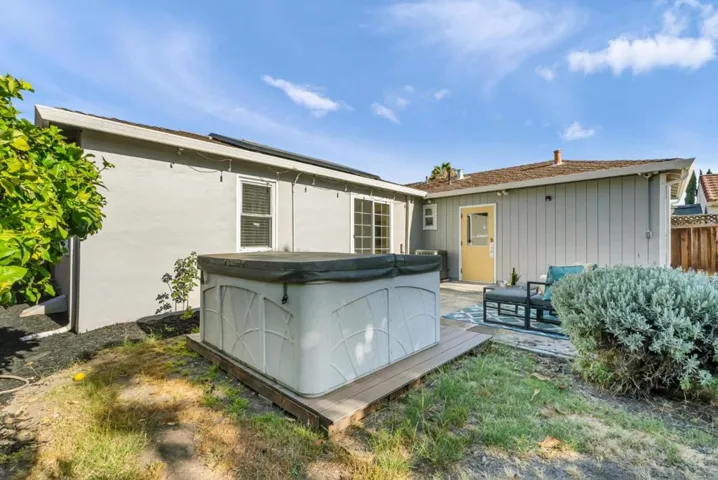 389 Lastreto Avenue, Sunnyvale, California 94085