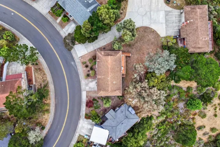 1241 Lerida Way, Pacifica, California 94044