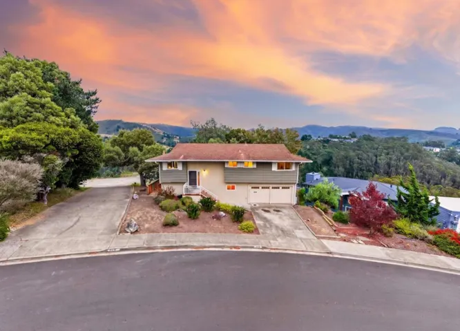 1241 Lerida Way, Pacifica, California 94044