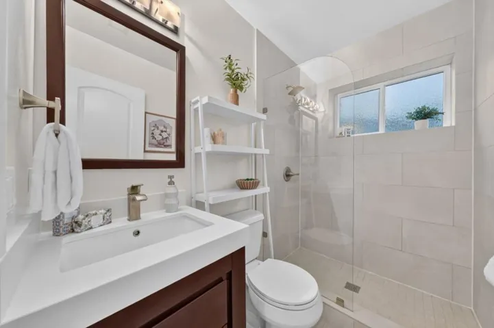 1241 Lerida Way, Pacifica, California 94044