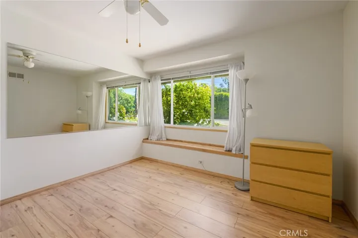 5065 Casa Drive, Tarzana, California 91356