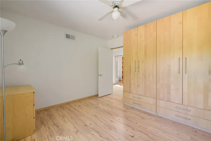5065 Casa Drive, Tarzana, California 91356