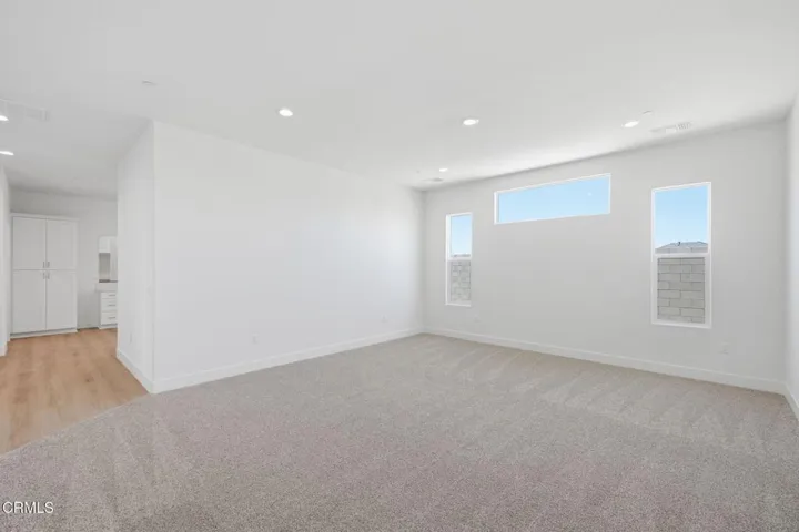 25-web-or-mls-13615-velma-pearl