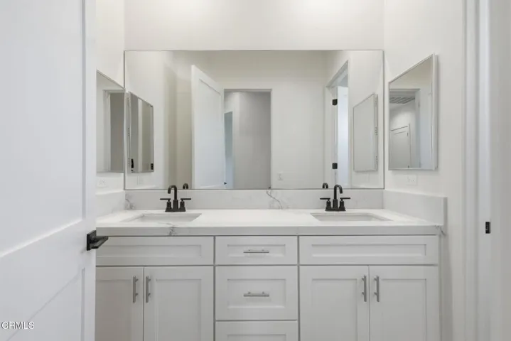 42-web-or-mls-13615-velma-pearl