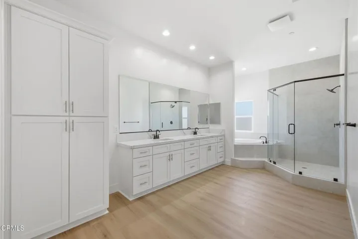 29-web-or-mls-13615-velma-pearl