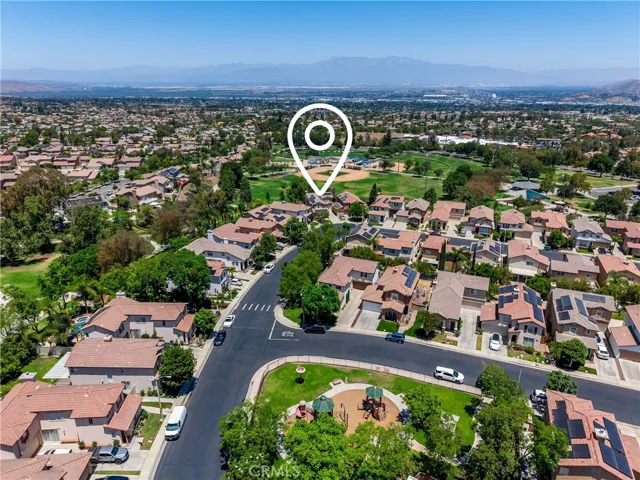 3306 Rochelle, Corona, California 92882