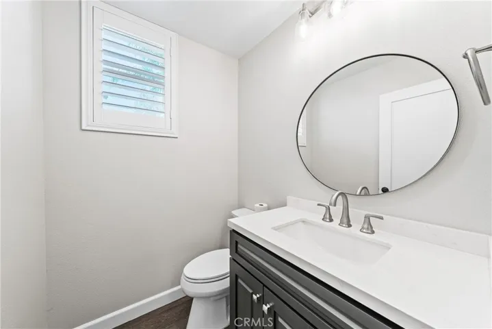 3306 Rochelle, Corona, California 92882
