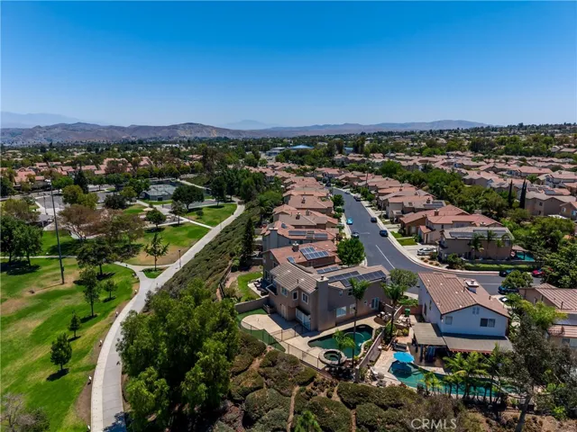 3306 Rochelle, Corona, California 92882