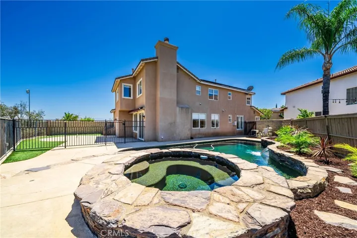 3306 Rochelle, Corona, California 92882