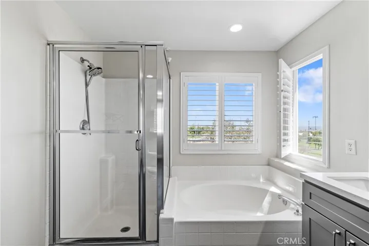 3306 Rochelle, Corona, California 92882