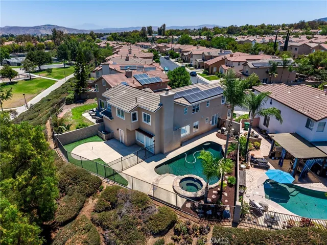 3306 Rochelle, Corona, California 92882