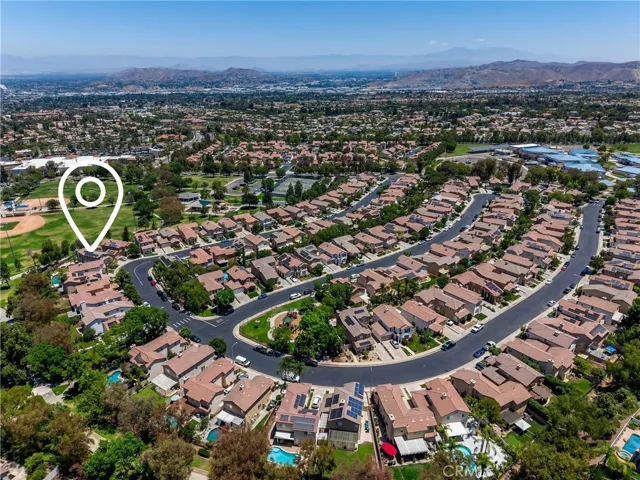 3306 Rochelle, Corona, California 92882