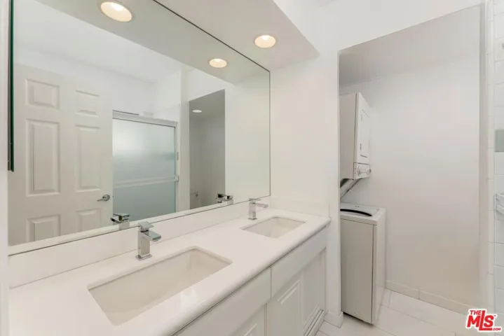 423 S Rexford Drive 101, Beverly Hills, California 90212