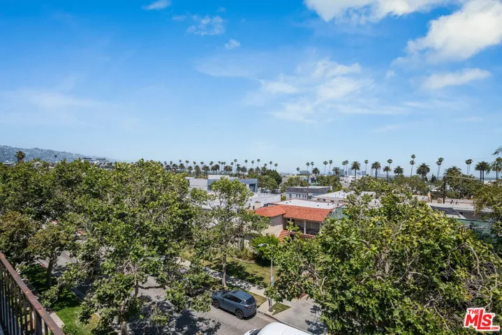 423 S Rexford Drive 101, Beverly Hills, California 90212