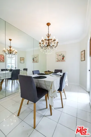 423 S Rexford Drive 101, Beverly Hills, California 90212