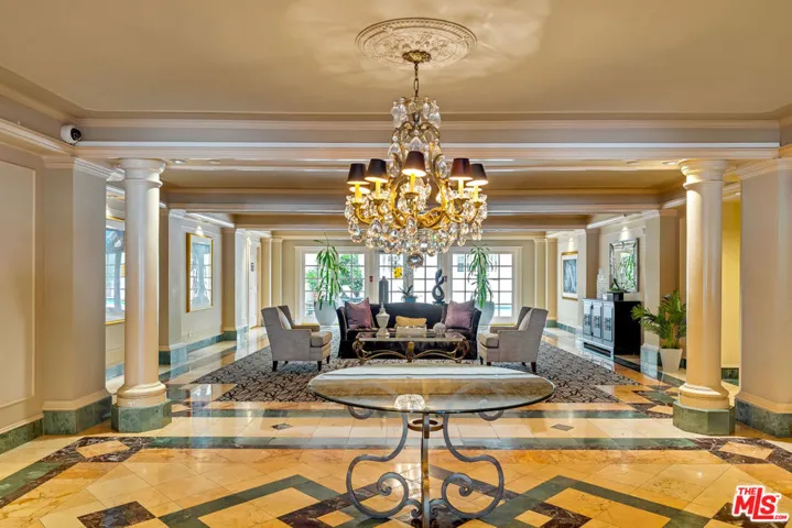 930 N Doheny Drive 317, West Hollywood, California 90069