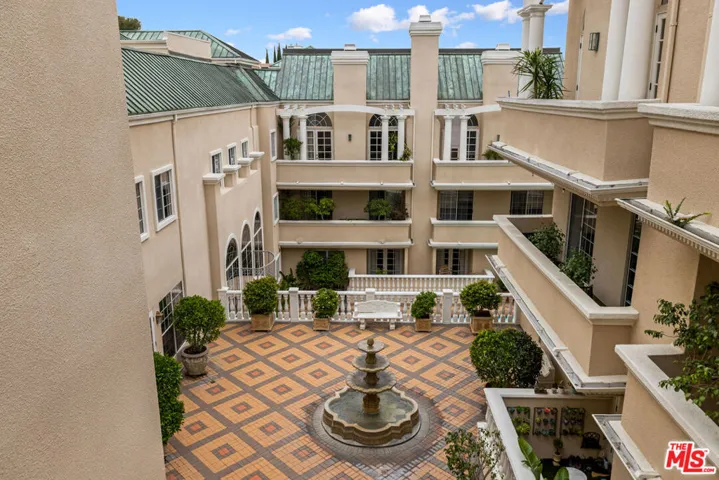 930 N Doheny Drive 317, West Hollywood, California 90069