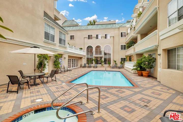 930 N Doheny Drive 317, West Hollywood, California 90069