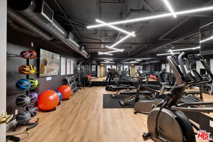 930 N Doheny Drive 317, West Hollywood, California 90069