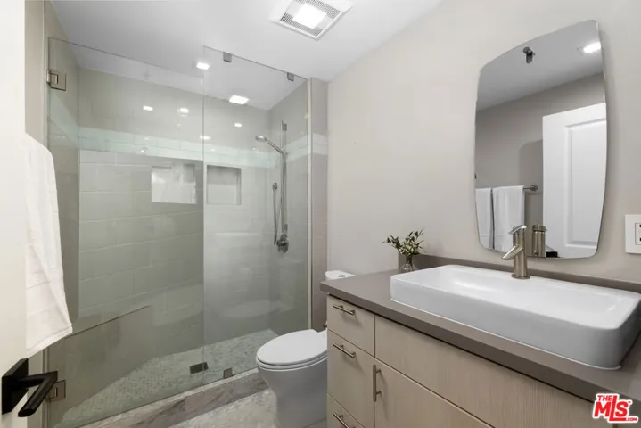 930 N Doheny Drive 317, West Hollywood, California 90069