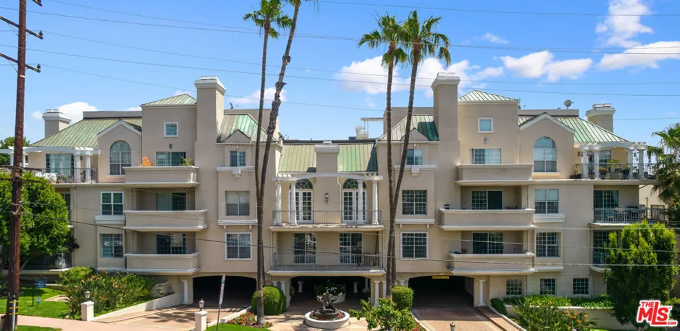 930 N Doheny Drive 317, West Hollywood, California 90069