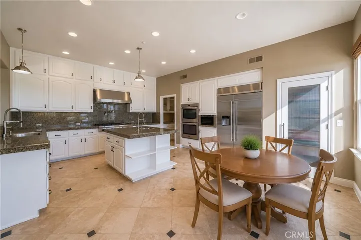 3807 Wendi Court, Fallbrook, California 92028